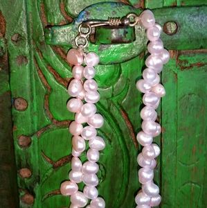 Freshwater pearl necklace